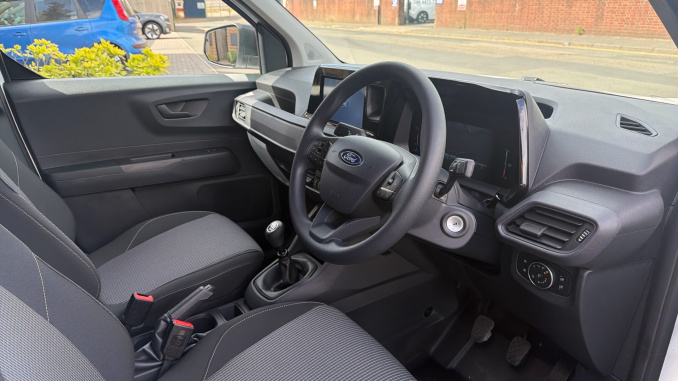 Ford Transit Courier Diesel 1.5 EcoBlue Trend Van - Image 6